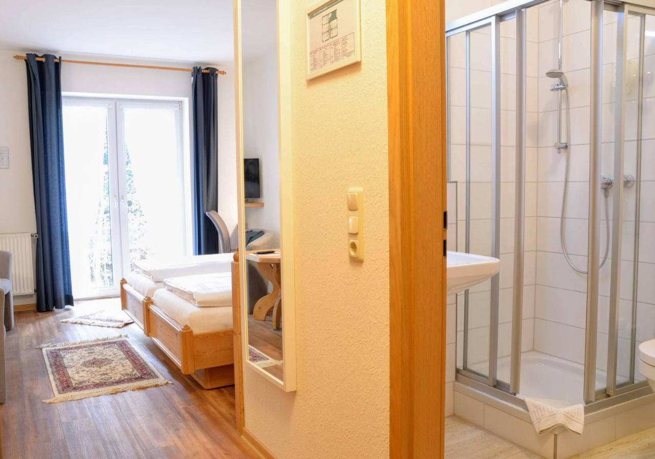 Waldhotel Twiehaus Garni Lubeck Exterior photo